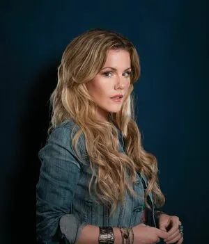 Kathleen Robertson OnlyFans Leaked Free Thumbnail Picture - #VbNiPL3j71