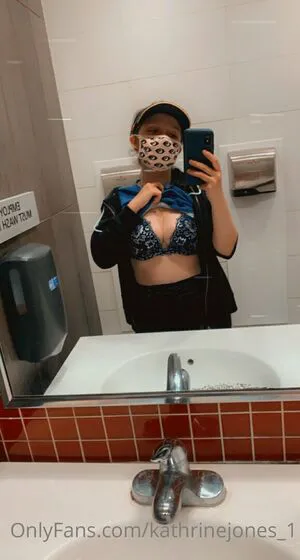 Kathrinejones OnlyFans Leaked Free Thumbnail Picture - #iVolnngm0C