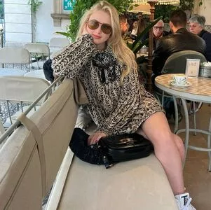 Kathryn Newton OnlyFans Leaked Free Thumbnail Picture - #AsmpIE5C94