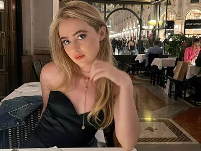 Kathryn Newton OnlyFans Leaked Free Thumbnail Picture - #Rj11YMkNEe