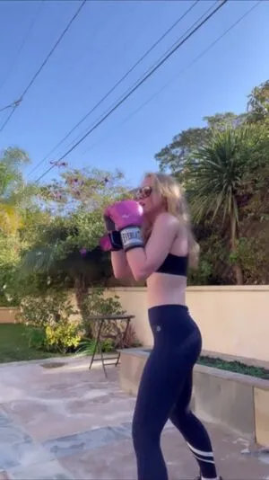 Kathryn Newton OnlyFans Leaked Free Thumbnail Picture - #Za1E8AglyK