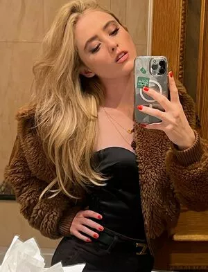 Kathryn Newton OnlyFans Leaked Free Thumbnail Picture - #aBcSAk1wtU