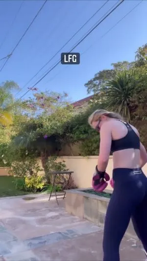 Kathryn Newton OnlyFans Leaked Free Thumbnail Picture - #f5qdf5HoBs