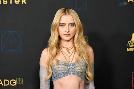 Kathryn Newton OnlyFans Leaked Free Thumbnail Picture - #speMhL0VnO