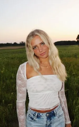 Kathryn Ortmeier OnlyFans Leaked Free Thumbnail Picture - #6ugP98hvNF