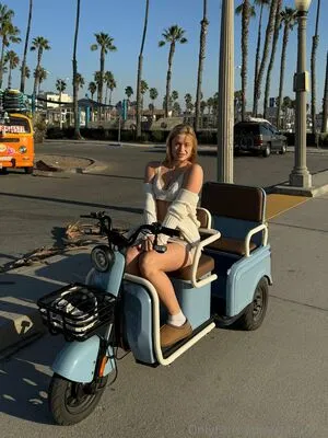 Kathrynn OnlyFans Leaked Free Thumbnail Picture - #J7lW1xnAEK