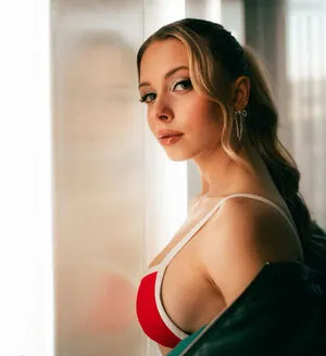 Kati Ktr OnlyFans Leaked Free Thumbnail Picture - #4UW45LKenh