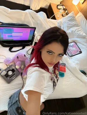 Katie Bell OnlyFans Leaked Free Thumbnail Picture - #4F4DmRjR44
