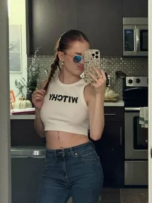 Katie Beth Hall OnlyFans Leaked Free Thumbnail Picture - #HfkePOtqUe