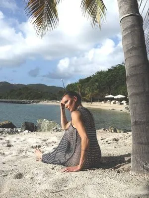 Katie Cassidy OnlyFans Leaked Free Thumbnail Picture - #3rOifr2EO2