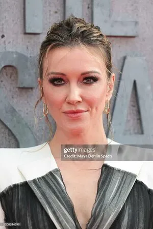 Katie Cassidy OnlyFans Leaked Free Thumbnail Picture - #8d8g7xOgZY