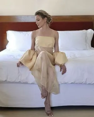 Katie Cassidy OnlyFans Leaked Free Thumbnail Picture - #YESbSwiSv0