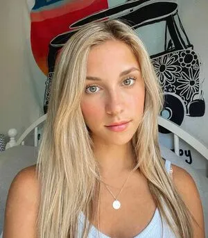 Katie Feeney OnlyFans Leaked Free Thumbnail Picture - #QDkjtk39XH