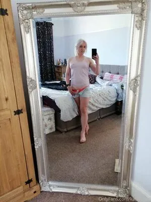 Katie Fox OnlyFans Leaked Free Thumbnail Picture - #EFPynGARl1