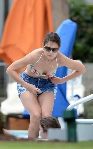 Katie Holmes OnlyFans Leaked Free Thumbnail Picture - #1F1gZrlWD4