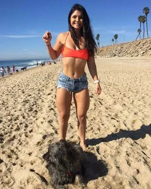 Katie Jones OnlyFans Leaked Free Thumbnail Picture - #984gdDS8Py