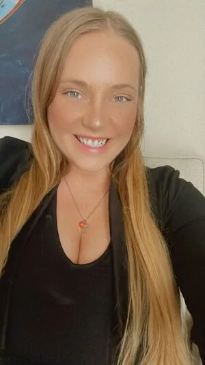 Katie Moran OnlyFans Leaked Free Thumbnail Picture - #KLaWnRMNv4