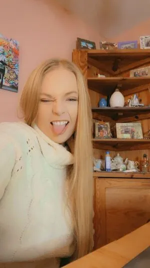 Katie Moran OnlyFans Leaked Free Thumbnail Picture - #L1mS3ST3x5