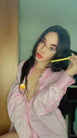 Katie Nova OnlyFans Leaked Free Thumbnail Picture - #VUdhomaZYK