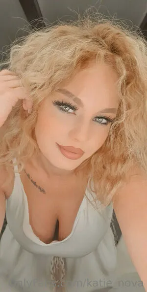 Katie Nova OnlyFans Leaked Free Thumbnail Picture - #frzlsDQ6AA