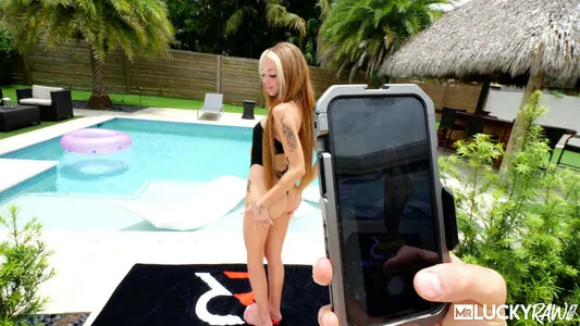 Katie Pardon OnlyFans Leaked Free Thumbnail Picture - #NxYxrjMj02