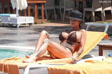 Katie Price OnlyFans Leaked Free Thumbnail Picture - #5z0gMjzt64