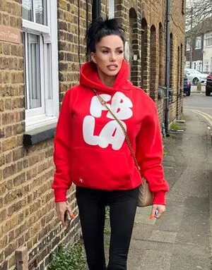 Katie Price OnlyFans Leaked Free Thumbnail Picture - #AQn47OtW15