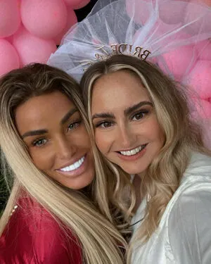 Katie Price OnlyFans Leaked Free Thumbnail Picture - #IwIym010gA