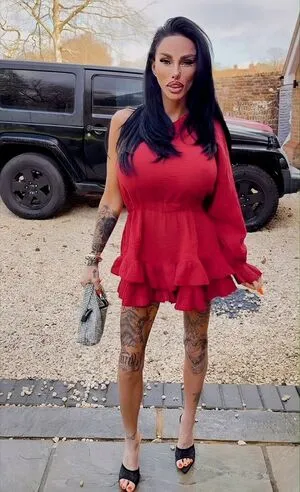 Katie Price OnlyFans Leaked Free Thumbnail Picture - #KHEfW7usdX