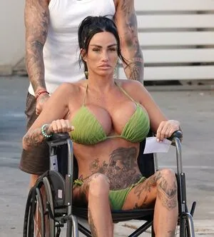 Katie Price OnlyFans Leaked Free Thumbnail Picture - #XtL9Oeh7Cv