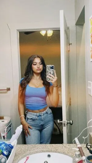 Katie Thompson OnlyFans Leaked Free Thumbnail Picture - #9UYyec4BhG