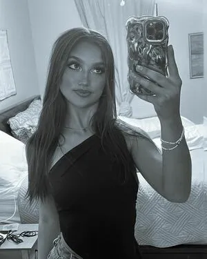 Katie Thompson OnlyFans Leaked Free Thumbnail Picture - #Huibt3IImc