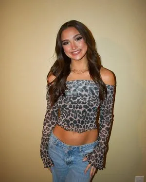 Katie Thompson OnlyFans Leaked Free Thumbnail Picture - #mYOpagXHYE