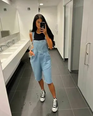 Katie Wilson OnlyFans Leaked Free Thumbnail Picture - #YvHpRXhB0M