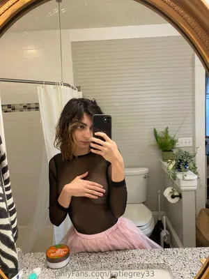 Katiegrey33 OnlyFans Leaked Free Thumbnail Picture - #DI3QXBhn6E