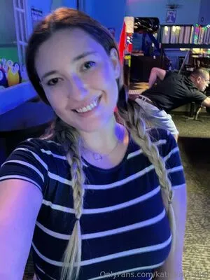 Katiekinz1008 OnlyFans Leaked Free Thumbnail Picture - #IrEWuYDobu