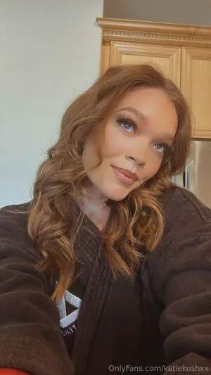 Katiekushxx OnlyFans Leaked Free Thumbnail Picture - #US7hPLWFlu