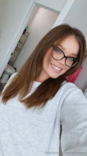 Katiekushxx OnlyFans Leaked Free Thumbnail Picture - #im0xmiirQs