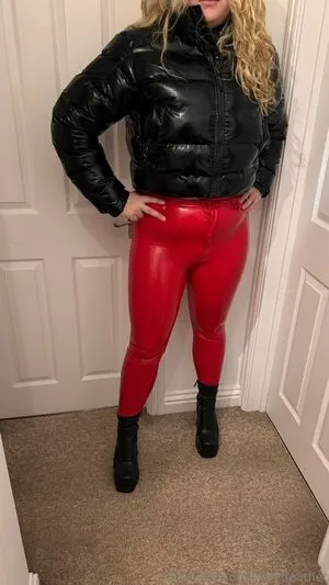 Katietleather OnlyFans Leaked Free Thumbnail Picture - #bEGcpylLkg