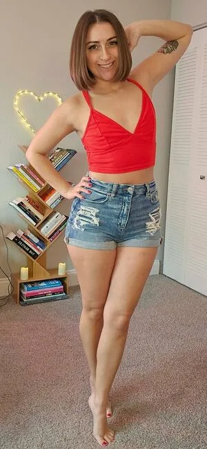 Katieverona OnlyFans Leaked Free Thumbnail Picture - #PtjnOMO2Y2