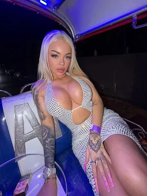 Katja Krasavice OnlyFans Leaked Free Thumbnail Picture - #GxReSY3bap