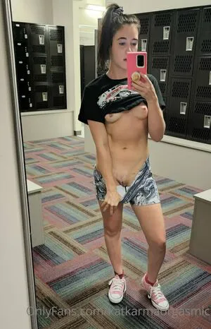 Katkarmaorgasmic OnlyFans Leaked Free Thumbnail Picture - #6e6SzKRlpD