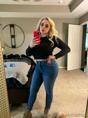 Katrinathicc OnlyFans Leaked Free Thumbnail Picture - #8b629c4DX6
