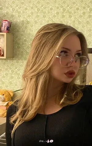 Katrlvinaa OnlyFans Leaked Free Thumbnail Picture - #CgotPPkej2