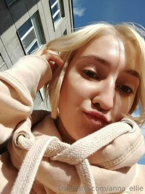 Katrusya K OnlyFans Leaked Free Thumbnail Picture - #60PJaQ1X0X