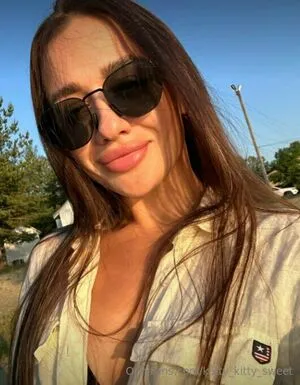 Katty Kitty Sweet OnlyFans Leaked Free Thumbnail Picture - #CtKlSEXTYX