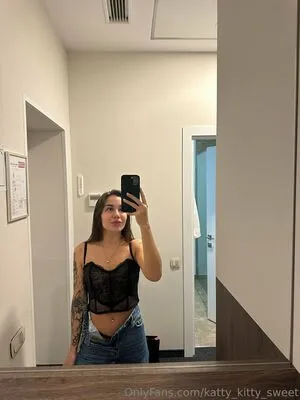 Katty Kitty Sweet OnlyFans Leaked Free Thumbnail Picture - #c2XihvcPme