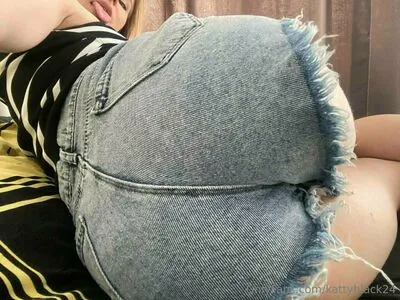 Kattyblack24 OnlyFans Leaked Free Thumbnail Picture - #wzH4DgKwg0
