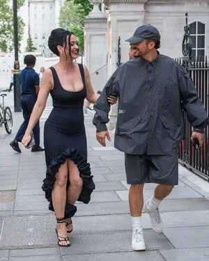 Katy Perry OnlyFans Leaked Free Thumbnail Picture - #03EkGd37vH