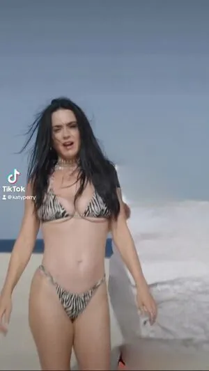 Katy Perry OnlyFans Leaked Free Thumbnail Picture - #BQAxWuetEo